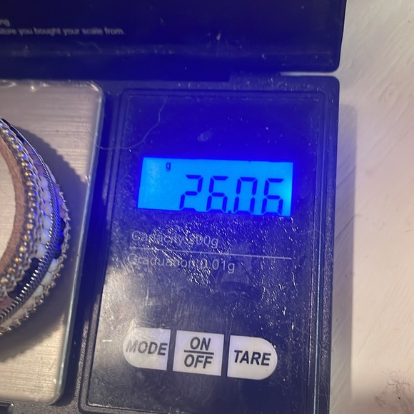 NWOT 7.5” tan leather bracelet with braided and double seed bead layers - Picture 14 of 14